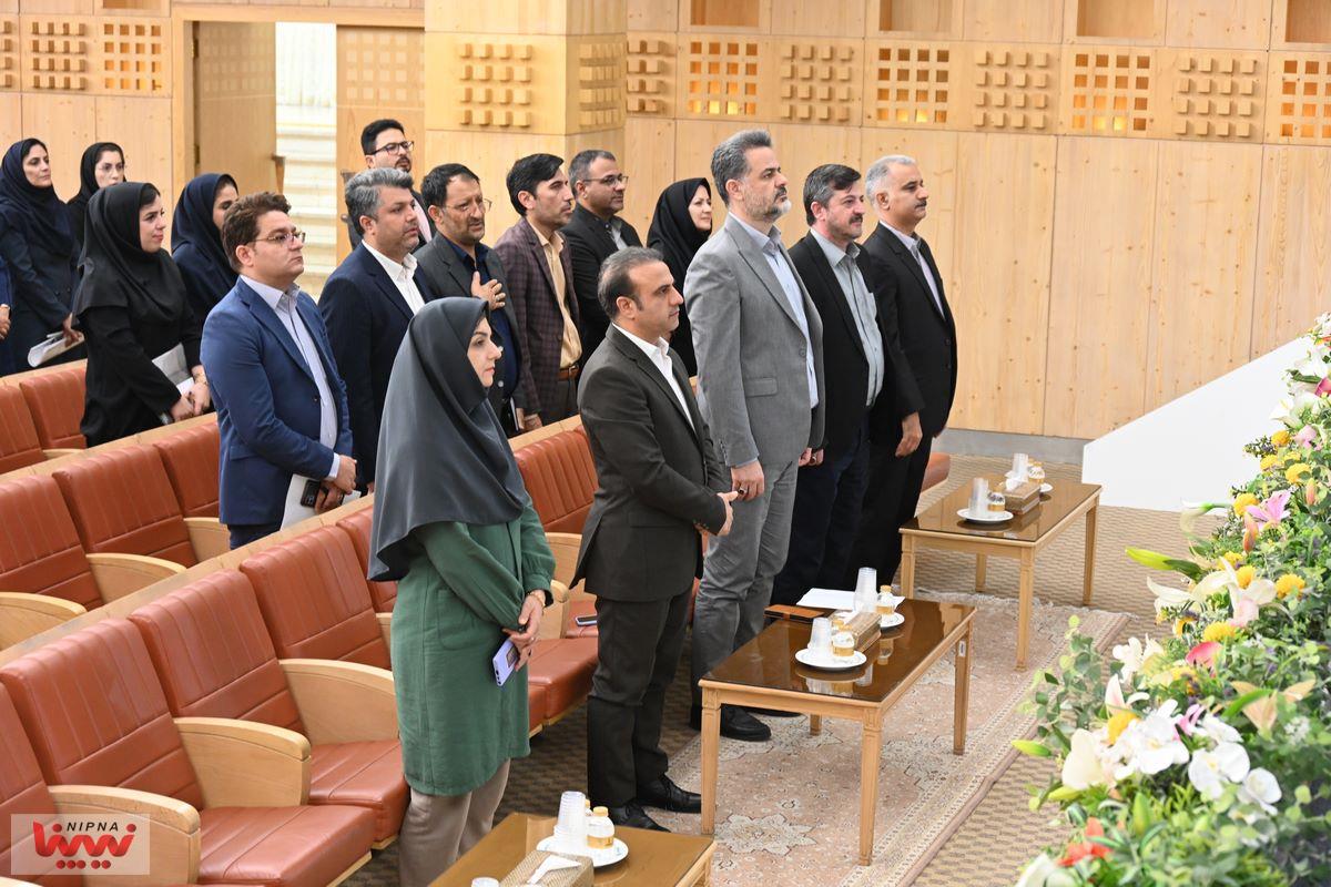 برگزاری کارگاه آموزشی استفاده از سامانه مشخصه های فنی محصولات پتروشیمی (سماپ) 19